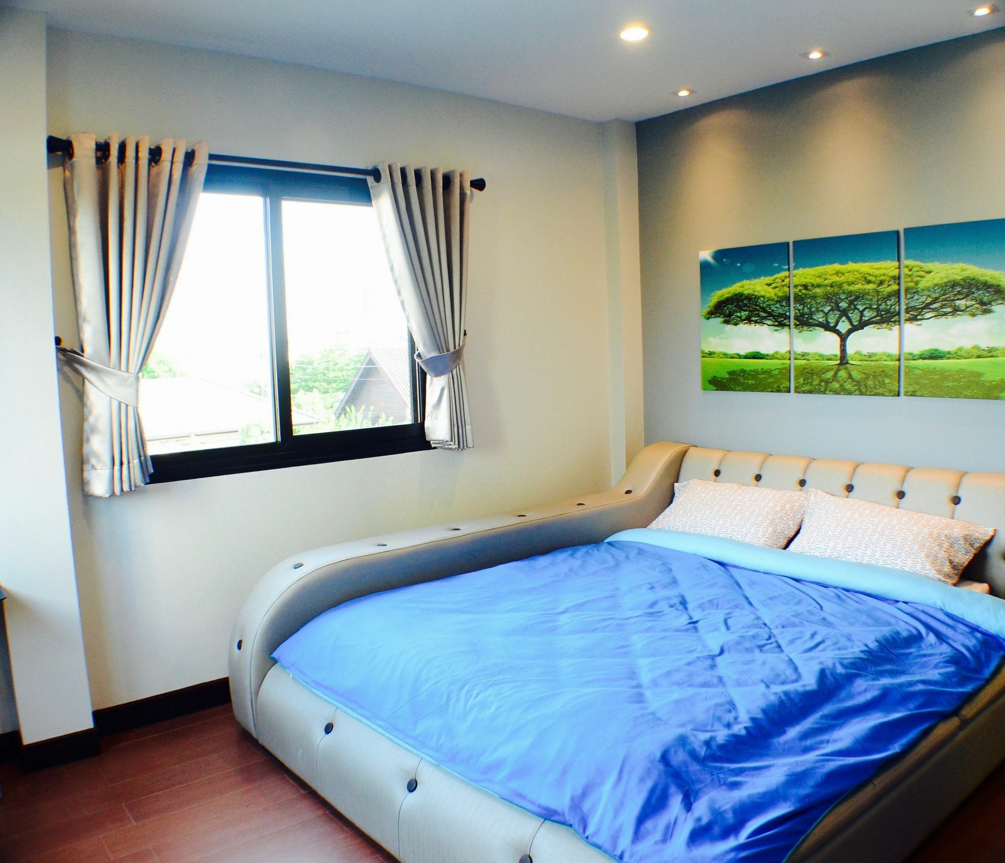 4 Bedroom House At Skytrain Hotel Bangkok